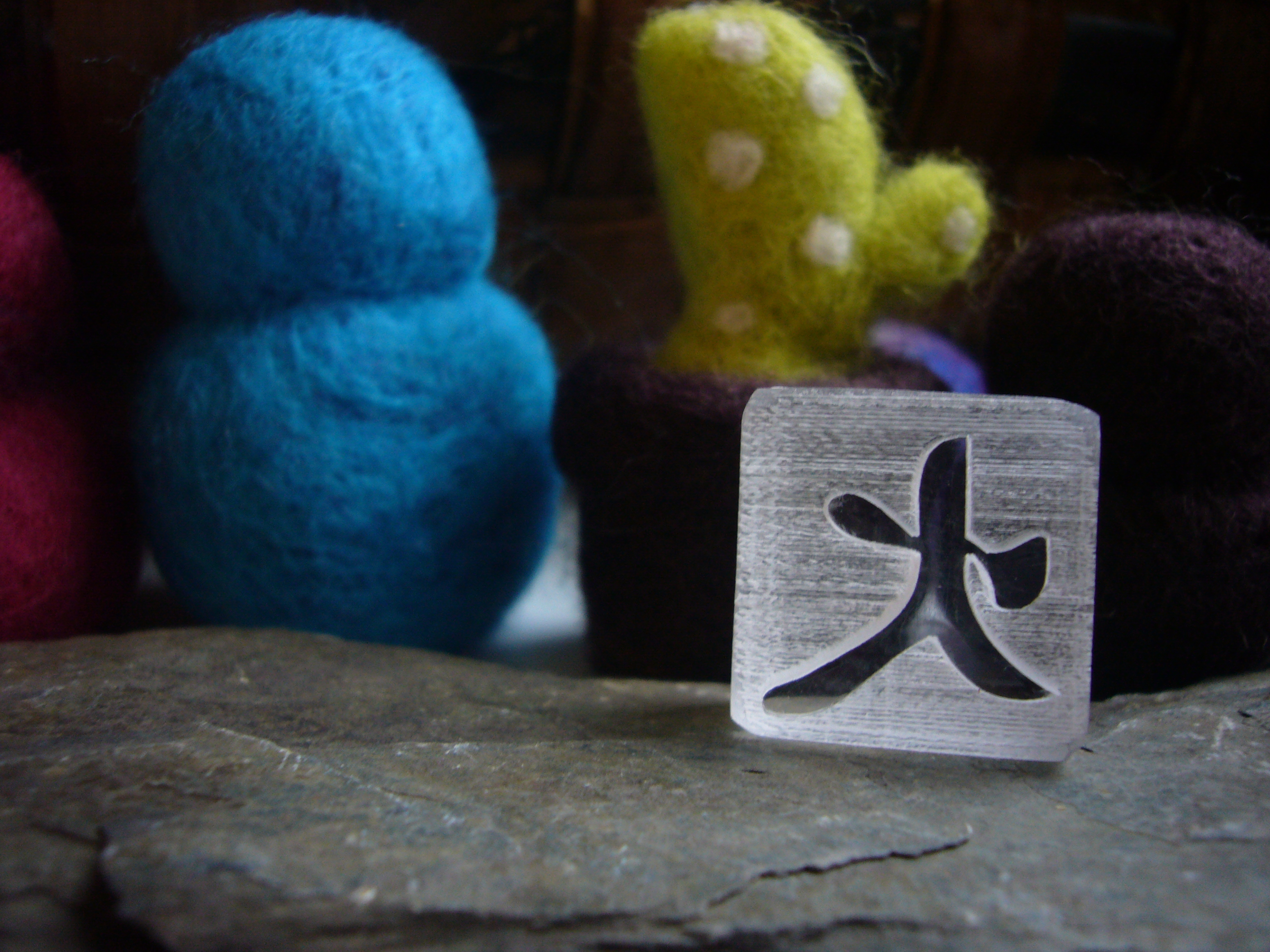 WLL-27迷你小皂章2*2cm 火*1   