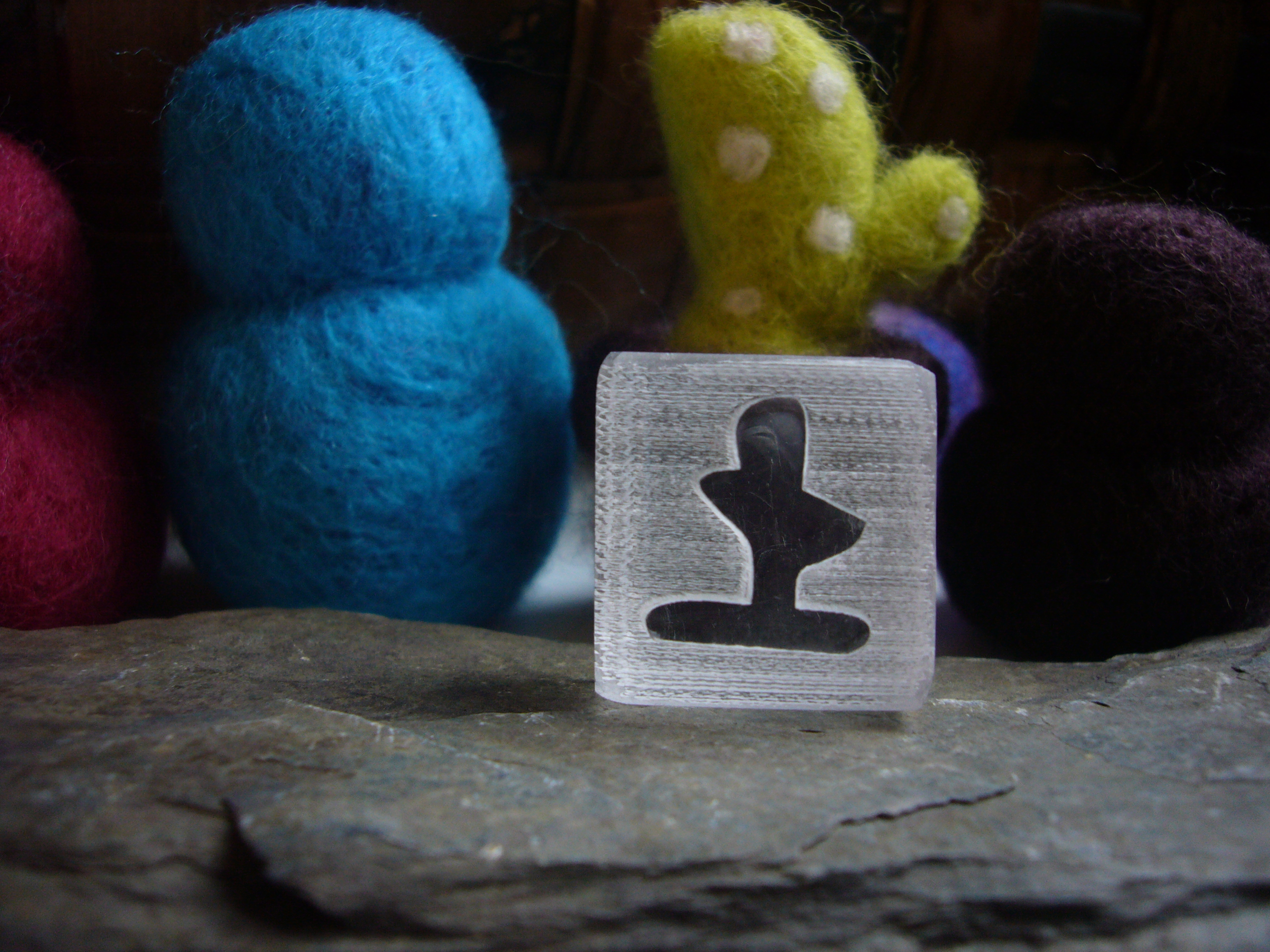 WLL-28迷你小皂章2*2cm 土*1   